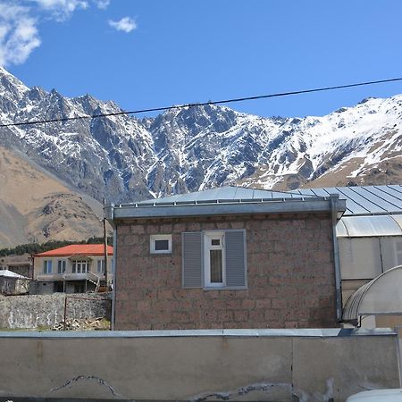 Guest House Kavtarashvili 38 Kazbegi Dış mekan fotoğraf